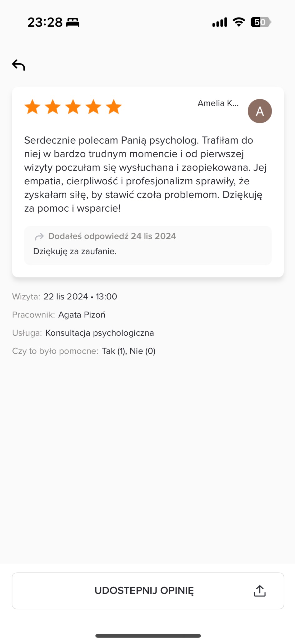 Zrzut ekranu pozytywnej opinii z pięcioma gwiazdkami, polecającej konsultację psychologiczną u Pani Agaty Pizoń. Klientka docenia wysłuchanie, empatię i profesjonalizm.