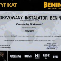 Certyfikat autoryzowanego instalatora Beninca dla firmy MACSIM, potwierdzający odbycie szkolenia technicznego I stopnia z zakresu automatyki do bram.
