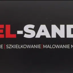 Czarno-białe logo firmy EL-SAND z czerwonym akcentem, oferującej usługi: piaskowanie, szkiełkowanie i malowanie natryskowe.