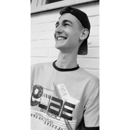 Kacper Gucwa - Tworzenie Portali Społecznościowych Nowy Sącz