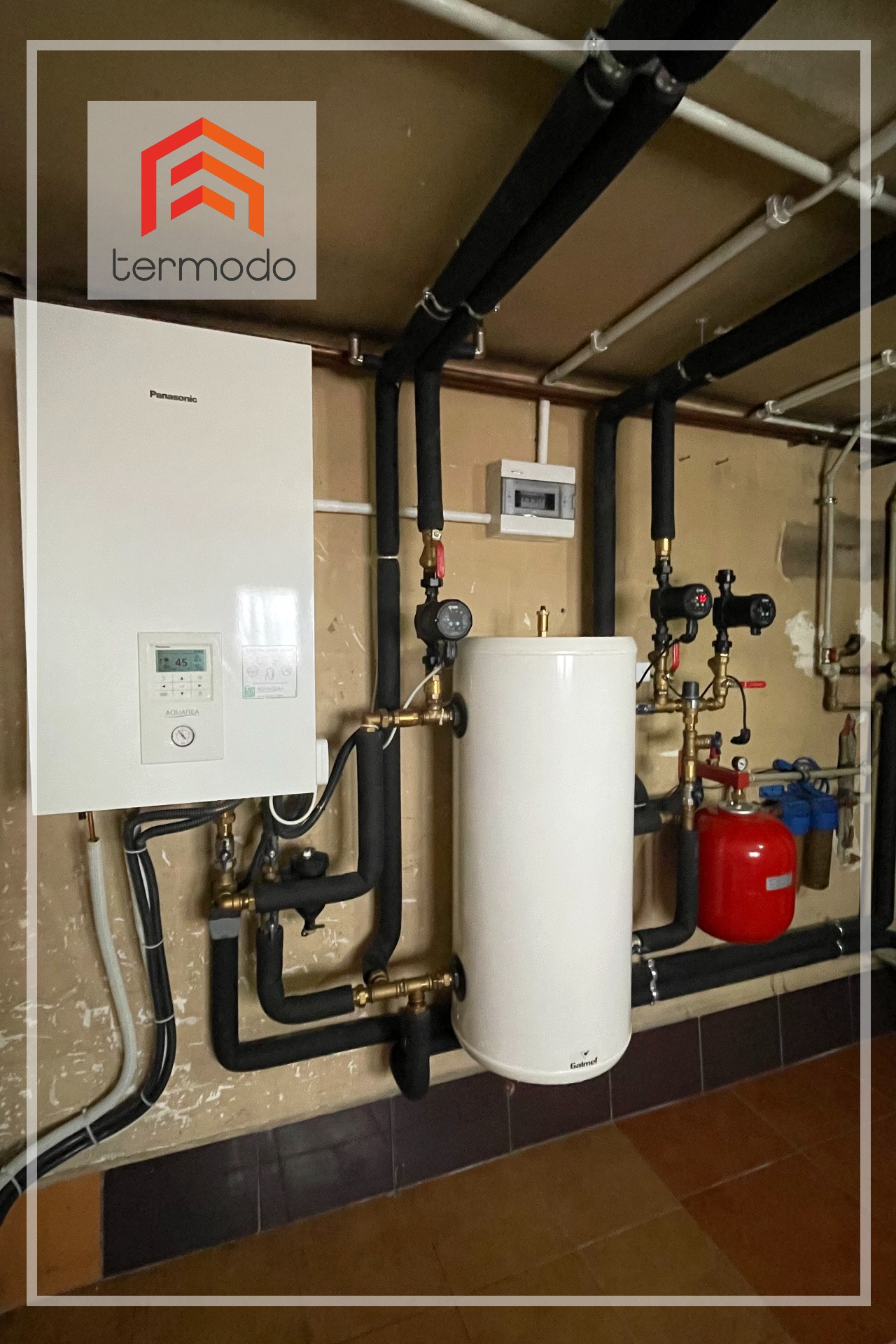 Pompa ciepła Panasonic T-Cap SQC 9kW w układzie hybrydowym z kotłem stałopalnym