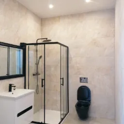 Kolejna udana wizja projektanta. Z totalnej ruiny powstała nowoczesna łazienka.