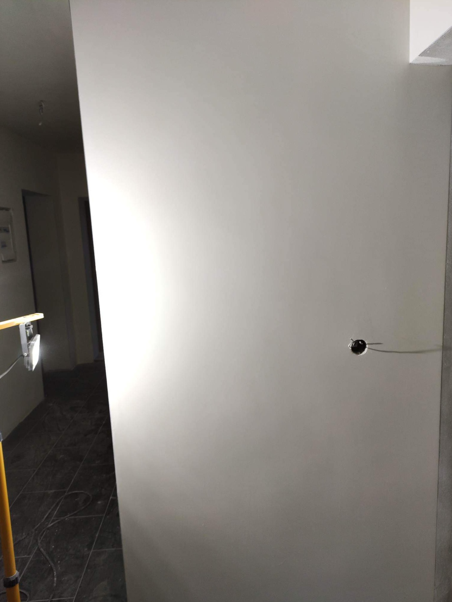 Po. Gładź w dwóch warstwach