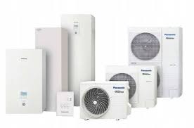 Zestaw urządzeń marki Panasonic: jednostki wewnętrzne i zewnętrzne systemów grzewczych i klimatyzacyjnych, w neutralnej bieli, ustawione na białym tle.