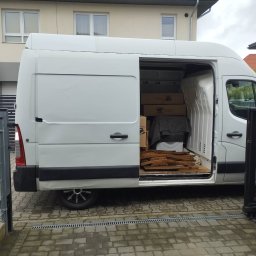 Holowanie Giżycko Kętrzyn Pisz Ełk bus 9 8 7  osobowy busy dostawcze wynajem samochodów busów laweta pomoc drogowa 