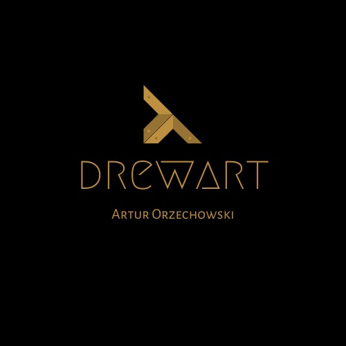 Logo firmy DREWART Artur Orzechowski w kolorze złotym na czarnym tle. Symbol graficzny przypomina strzałkę lub stylizowany dach.