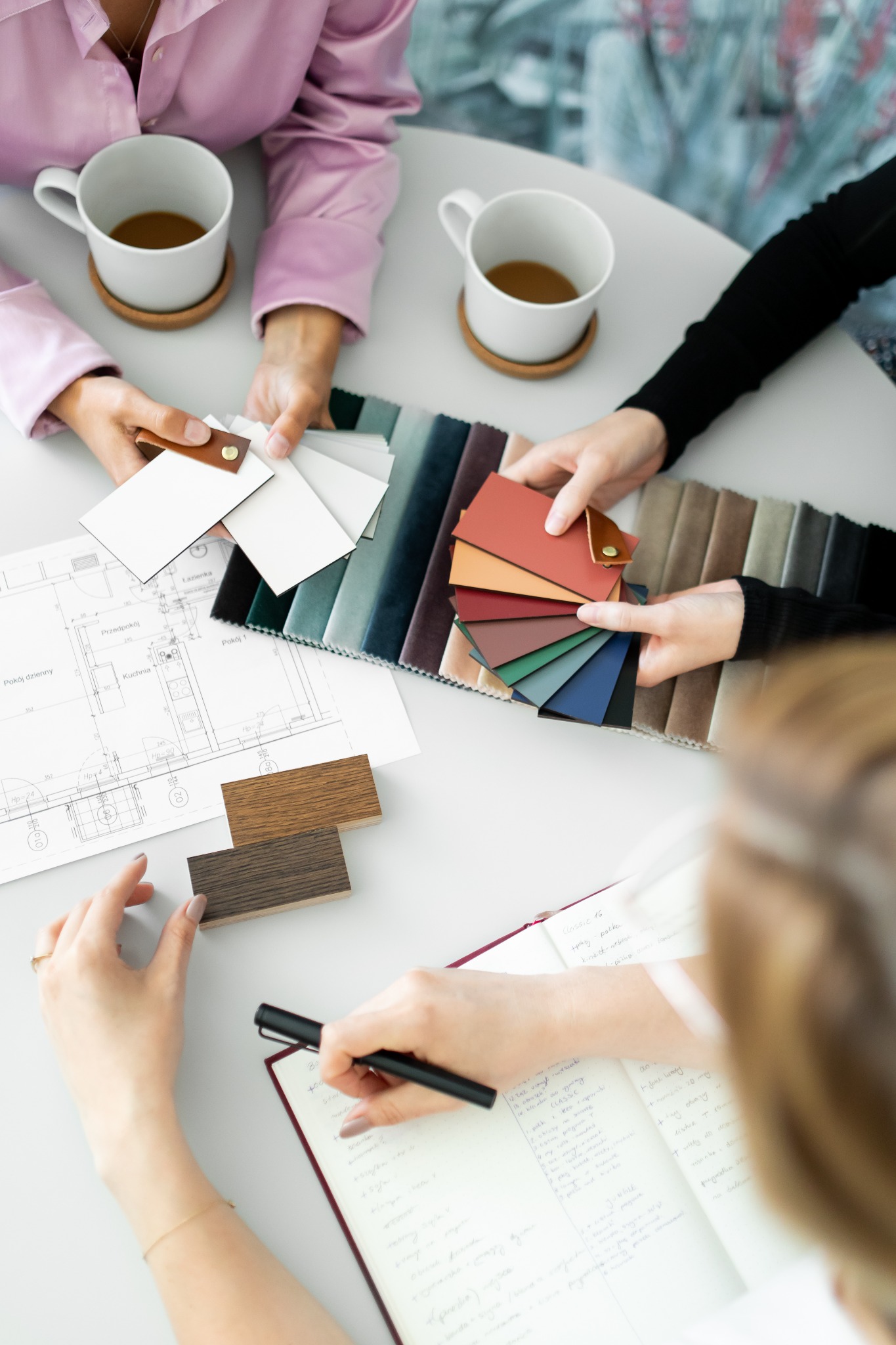 MOOD-STUDIO Projektowanie wnętrz z indywidualnym podejściem do każdego wnętrza. Projekty mieszkalne i usługowe.