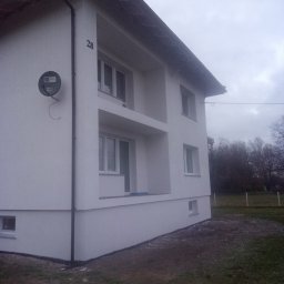 TOM-BUD Tomasz Mielczarek - Budynek ocieplony styropianem 15 cm i pomalowany podkładem silikatowym