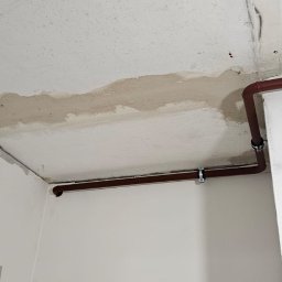 Instalacja gazowa w budynku spawana.