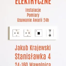 Ogłoszenie usług elektrycznych z widocznymi gniazdkami i adresem e-mail: krajewski147@gmail.com. Oferowane instalacje, pomiary i usuwanie awarii 24h.