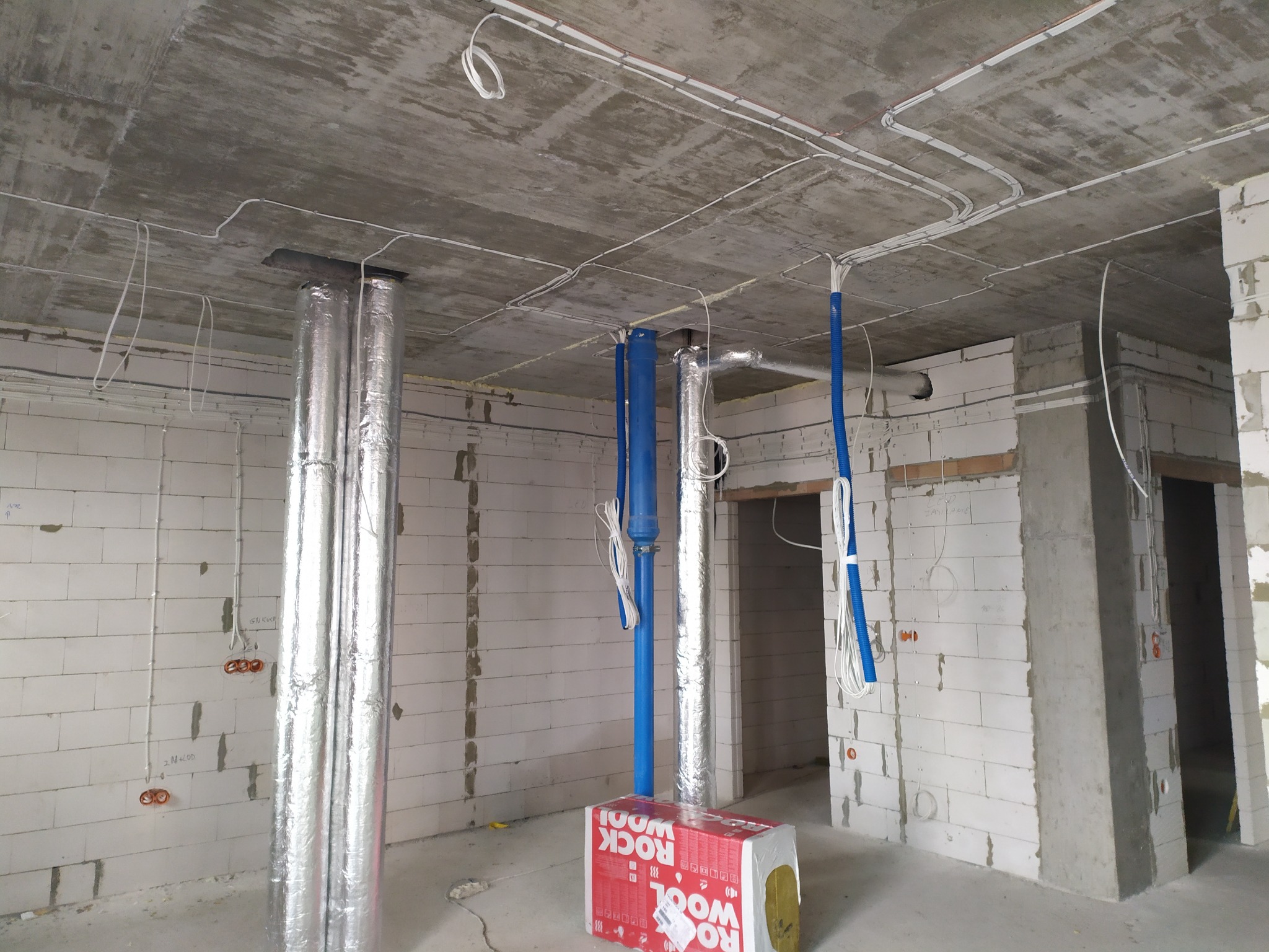 Instalacje elektryczne, zawsze pod linijkę ;)