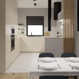 Wizualizacja nowoczesnej kuchni z jadalnią: beżowe szafki kuchenne, biały stół z nakryciem dla czterech osób, czarne lampy sufitowe i drewniana ścianka działowa.