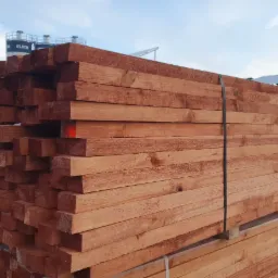 Drewno konstrukcyjne szalunkowe