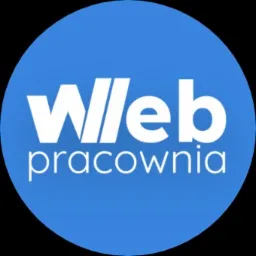 Niebieskie logo firmy 'Web pracownia' na czarnym tle, okrągły kształt.