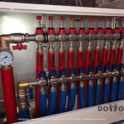 Rozdzielacz ogrzewania podłogowego.