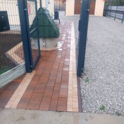 Układanie kostki brukowej Górno 3