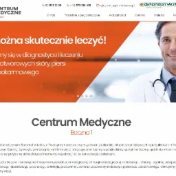 Strona internetowa centrum medycznego z hasłem 'Raka można skutecznie leczyć!' i uśmiechniętym lekarzem w tle.