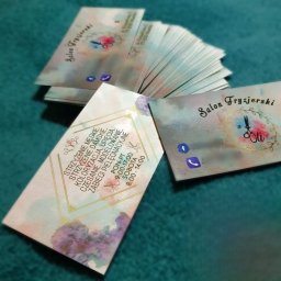 Projekt wizytówek dla salonu fryzjerskiego oraz druk.