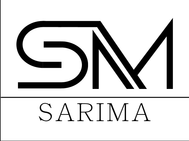 Minimalistyczne logo firmy SARIMA w czarno-białej kolorystyce. Graficzne połączenie liter S i M w geometrycznej formie, umieszczone w prostokątnej ramce.