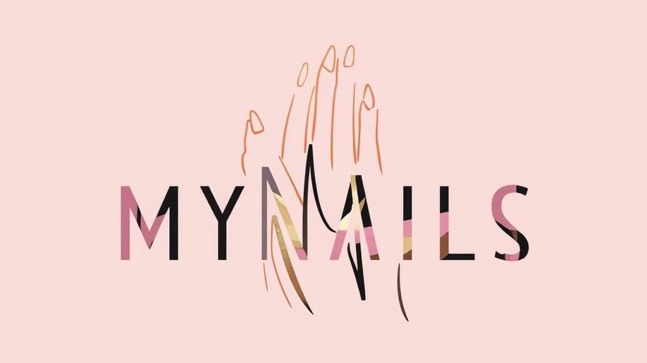 Grafika z napisem 'MY NAILS' i rysunkiem dłoni w pastelowych kolorach na jasnoróżowym tle. Minimalistyczny design, nowoczesna estetyka.