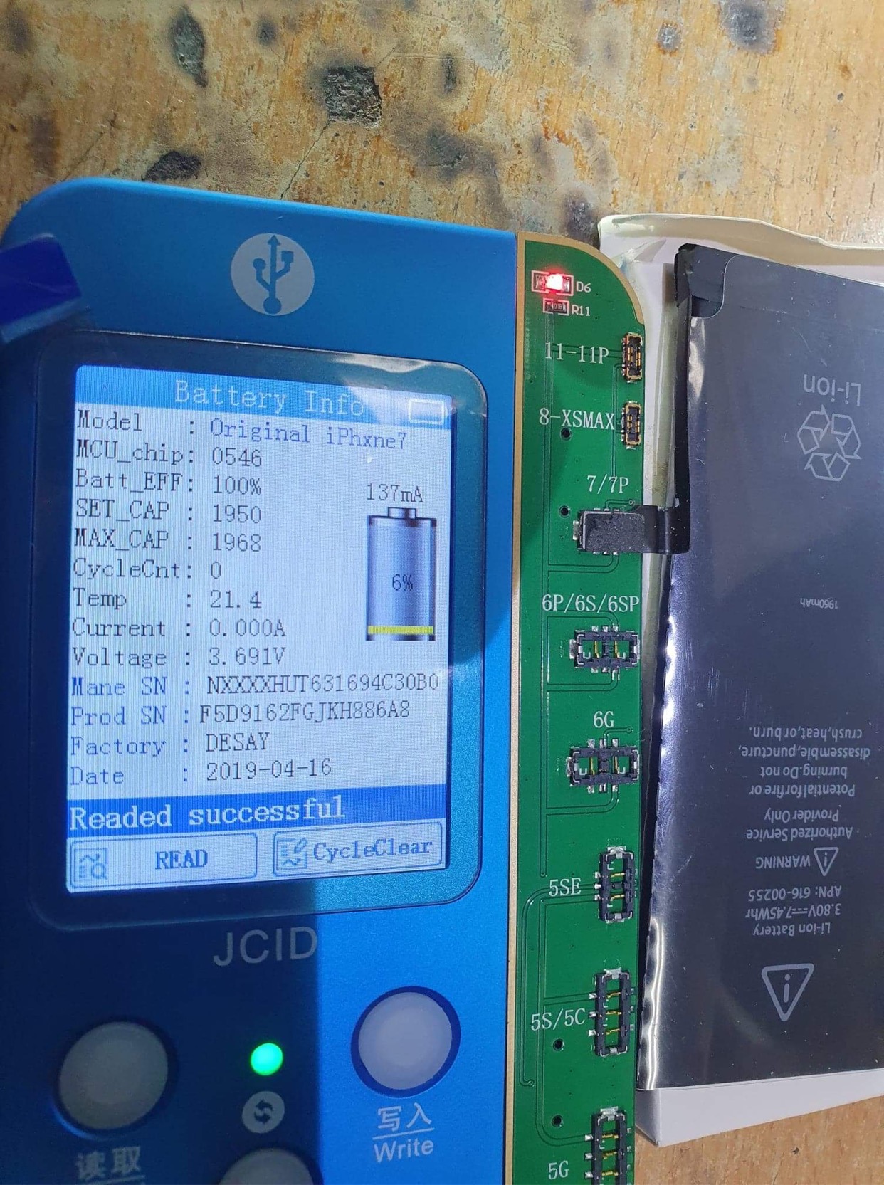 Urządzenie do sprawdzania baterii iPhone