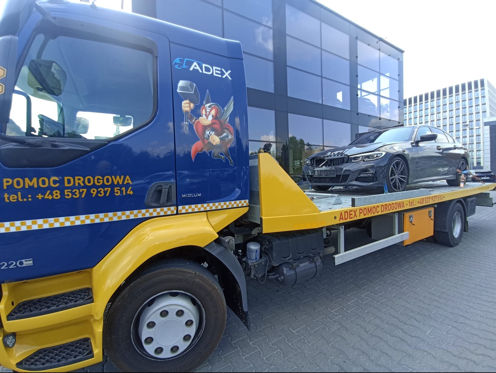 Szybko, sprawnie, bezpiecznie laweta ADEX Tarnów