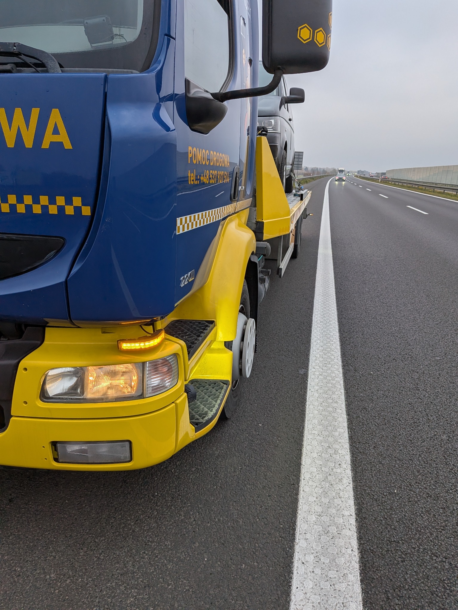 ADEX Tarnów jesteśmy na trasie, gdy Twoje auto mówi dość. A4 Tarnów Centrum