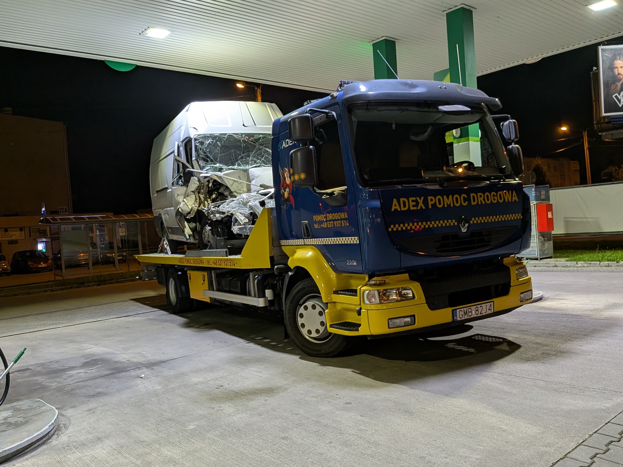 ADEX Tarnów gotowi do działania, gdziekolwiek jesteś. Obsługa wypadków i pomoc wtedy, kiedy naprawdę jej potrzebujesz.