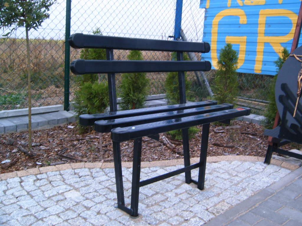 Ławeczki cmentarne