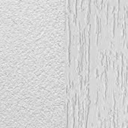 Dwa rodzaje białej, strukturalnej powierzchni ścian: po lewej drobny baranek, po prawej wyraźna struktura kornika.