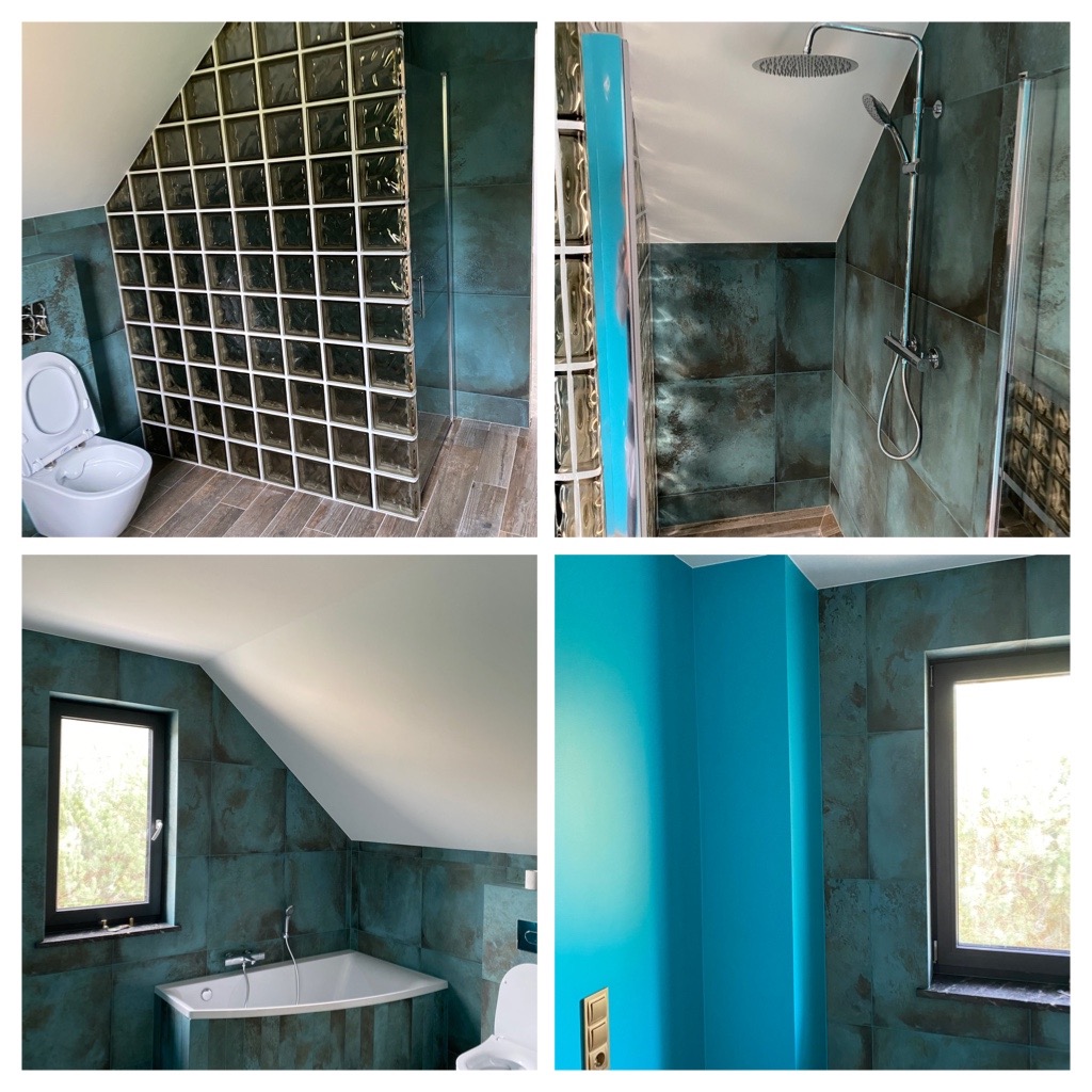 Nowoczesna łazienka w turkusowych odcieniach z kabiną prysznicową oddzieloną ścianką z luksferów, białą armaturą i oknem z czarną ramą.