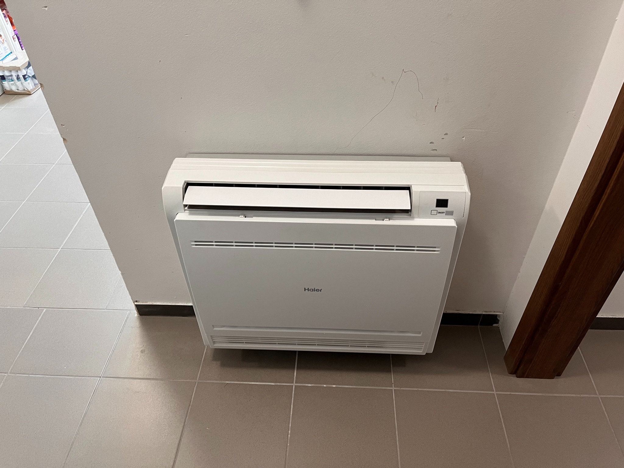 Model przypodłogowy