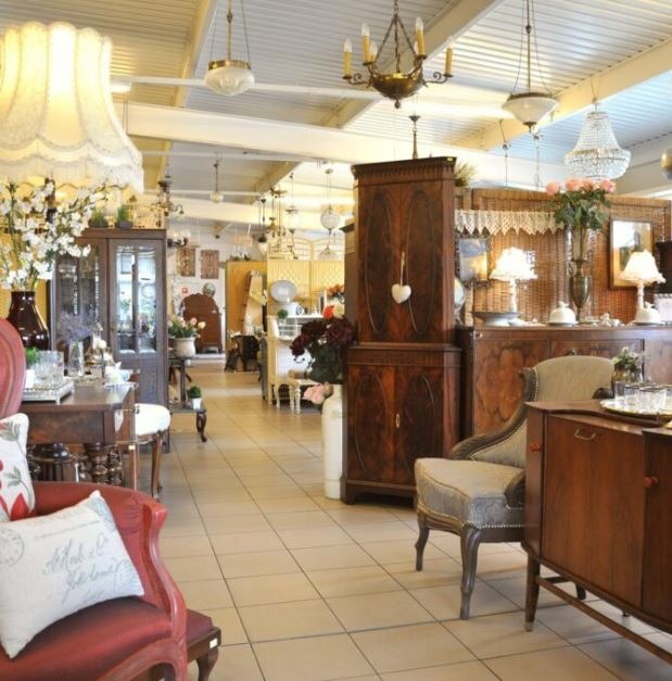 sklep z meblami po renowacji