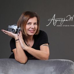 AGNIESZKA MEISSNER - fotograf
wykonuje w AGMA STUDIO zdjęcia biznesowe , wizerunkowe, portretowe, rodzinne, dziecięce, okolicznościowe, produktowe a także buduarowe dla kobiet i akty artystyczne.
 ZAPRASZAM.

