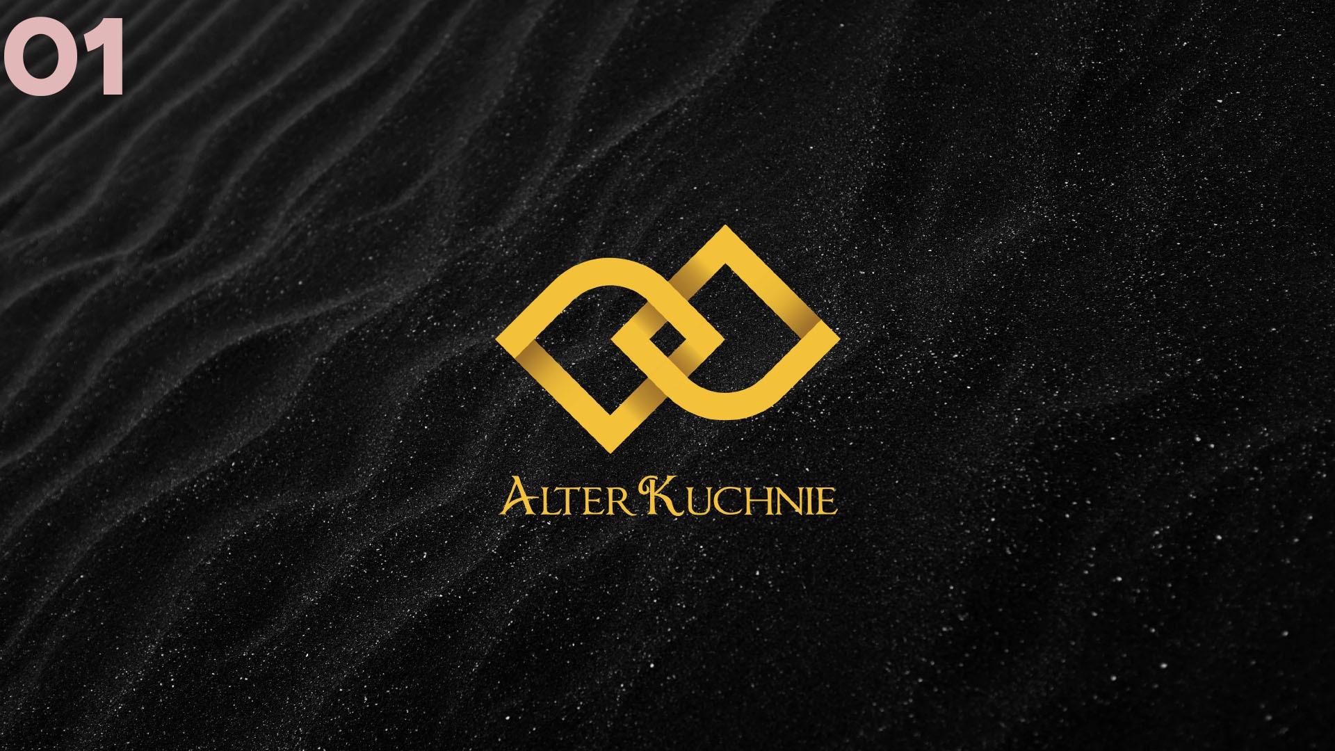 Złote logo firmy Alter Kuchnie na tle czarnego, teksturowanego piasku.
