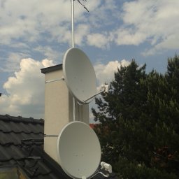 instalacja anten na dwie satelity 