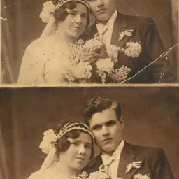 Zeskanowane, zniszczone, czarno-białe zdjęcie ślubne młodej pary, przed i po retuszu, z widocznymi uszkodzeniami na górnej połowie i odrestaurowanym obrazem na dole.