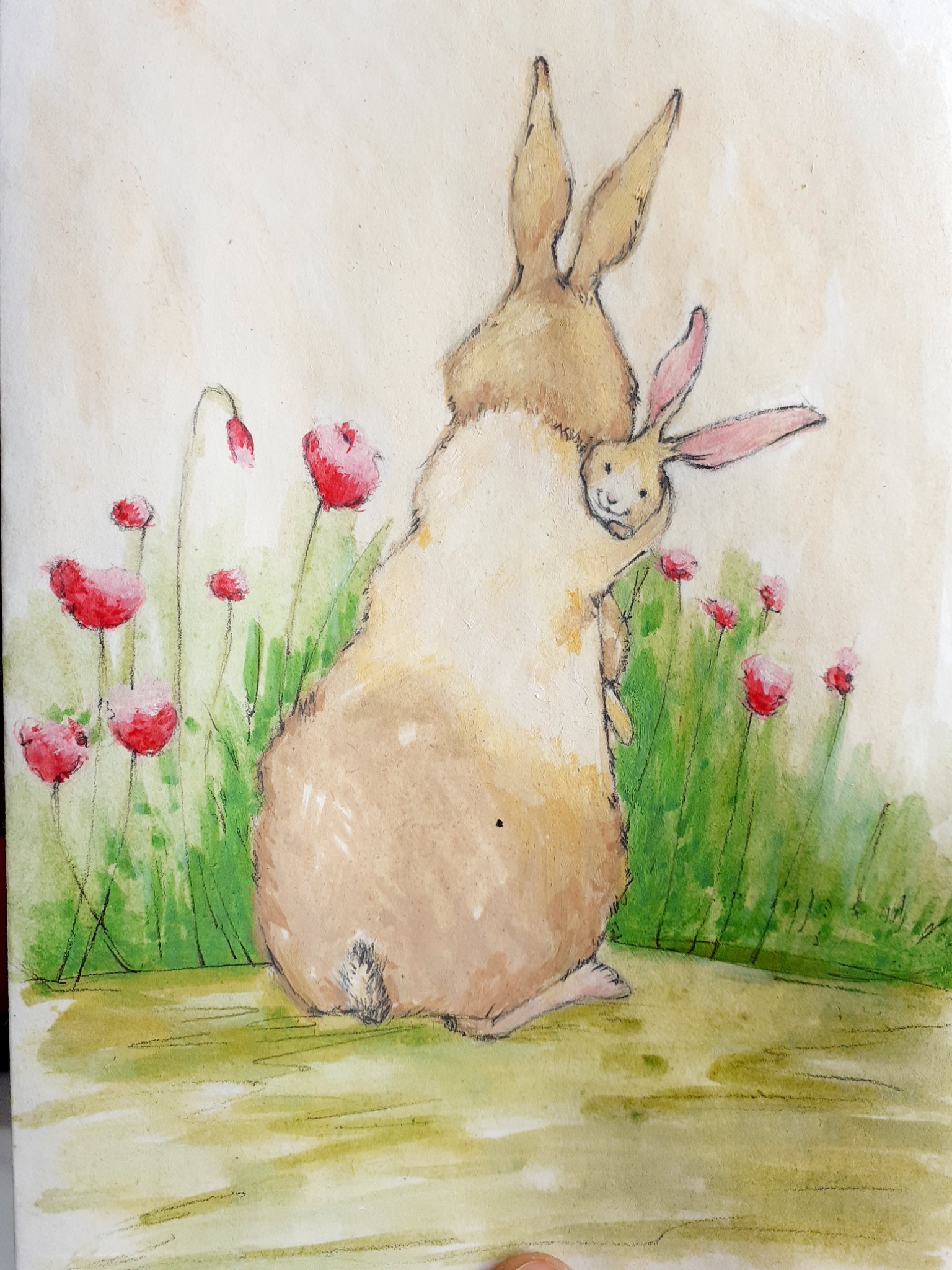 Akwarelowe malowidło przedstawiające dwa brązowe króliki, jeden obejmujący drugiego, otoczone czerwonymi kwiatami i zieloną trawą na kremowym tle.