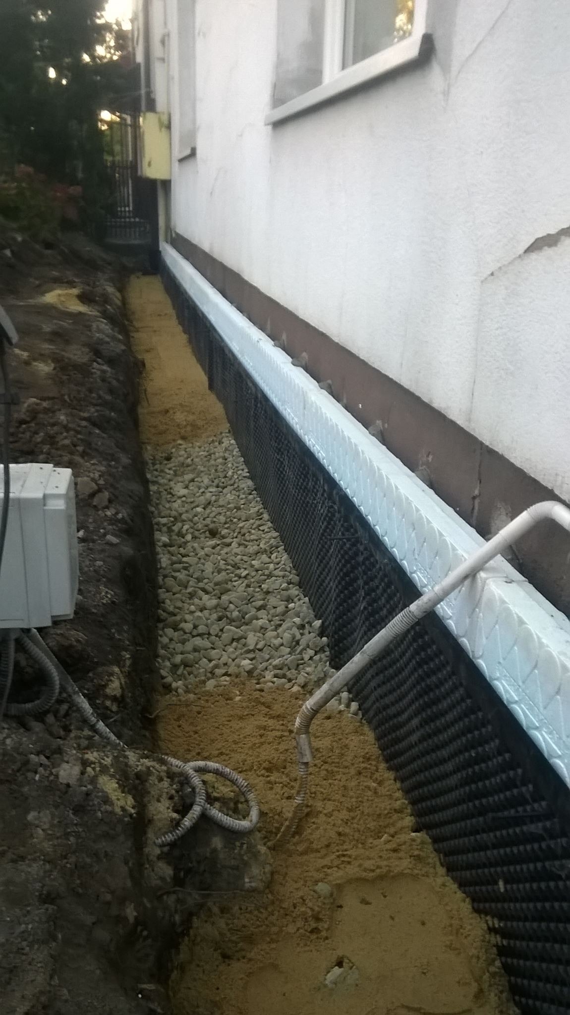 Izolacja fundamentu budynku