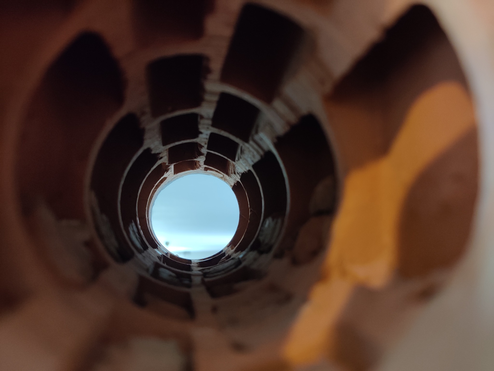 Odwiert pod instalacje klimatyzacji