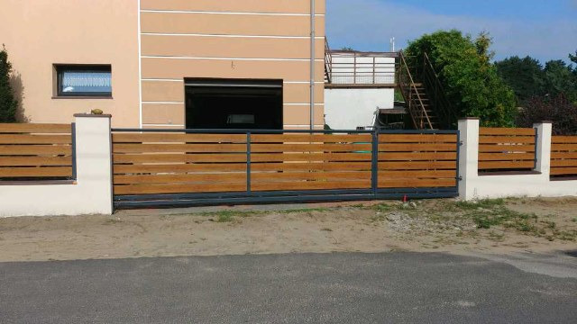 Brama dwuskrzydłowa wraz z bramą jednoskrzydłową:)