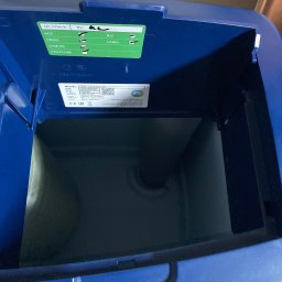 Uzdatniacz wody Leyco 1 Softena przed napełniniem zbiornika.