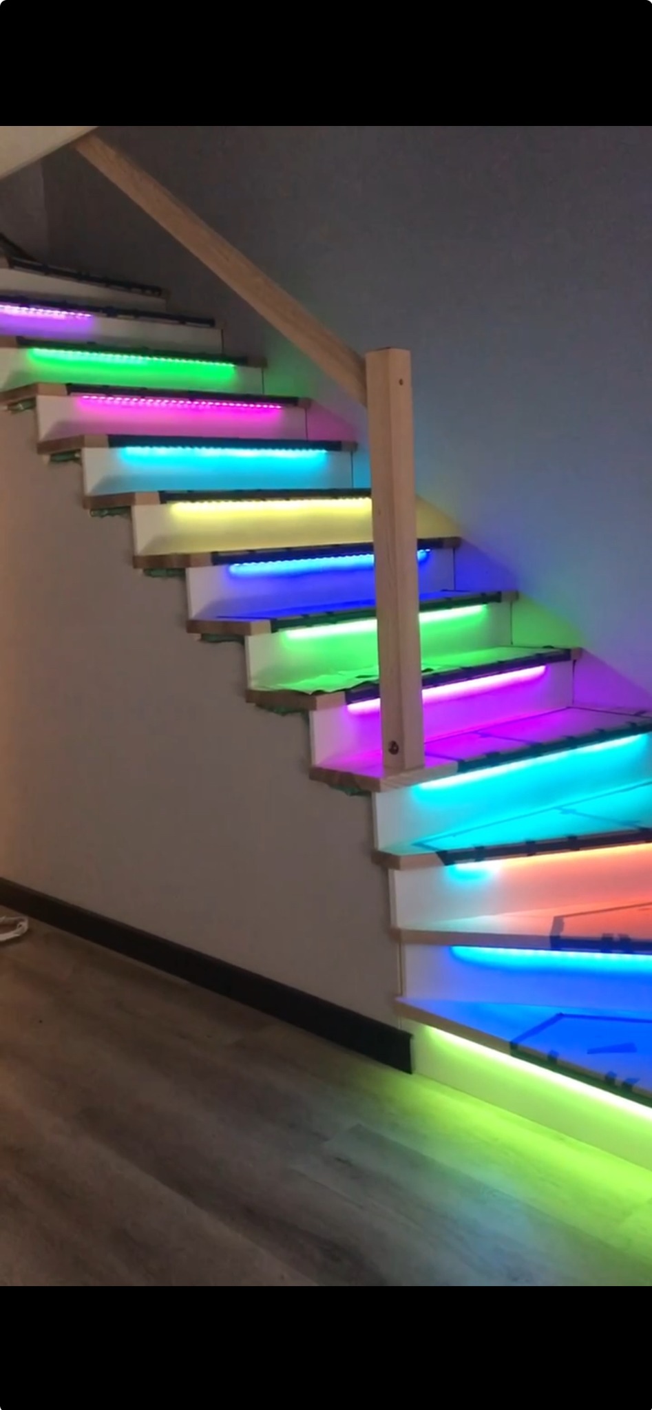 Montaż cyfrowych pasków Led.