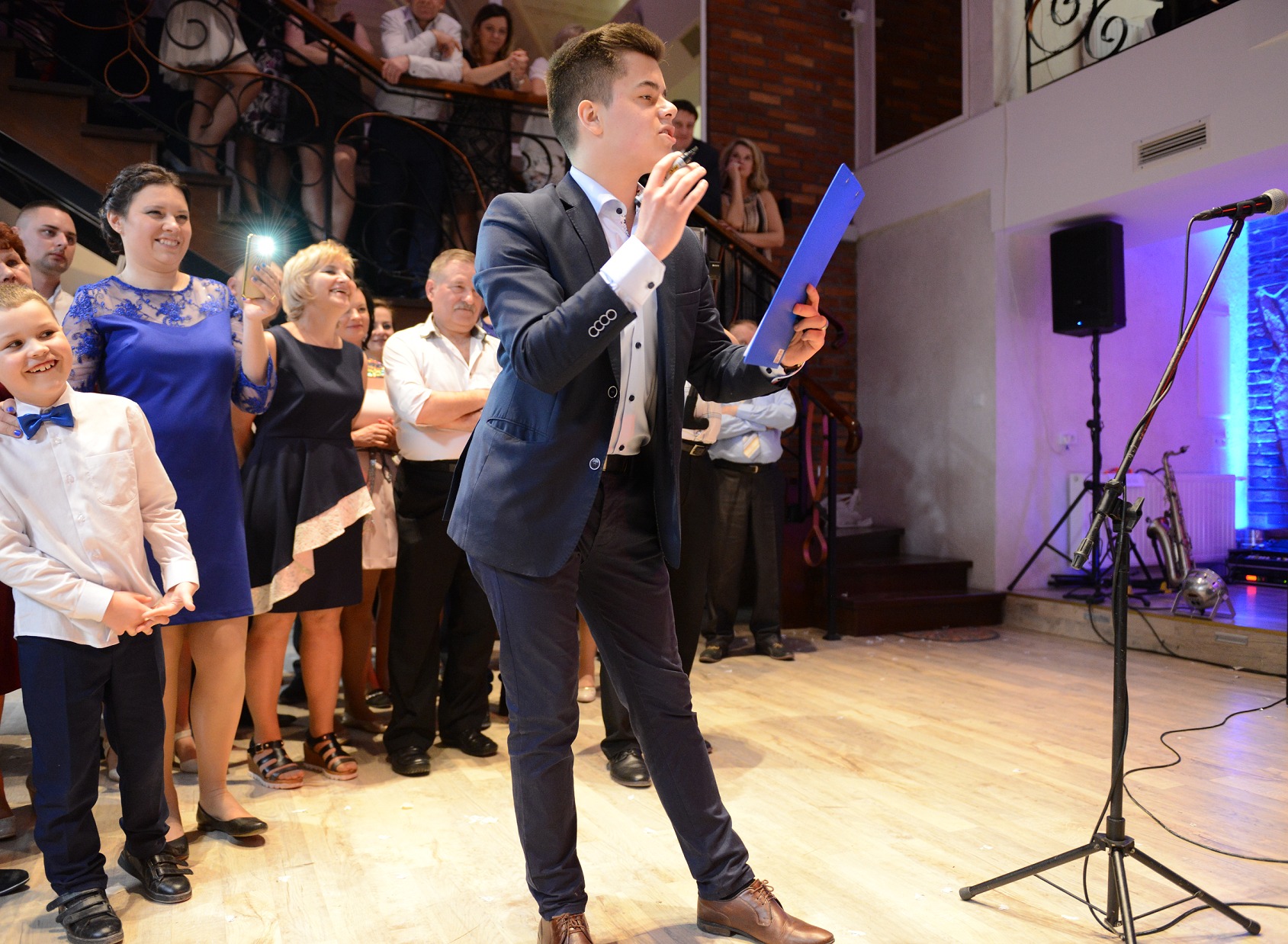 Pokaz iluzji na weselu w Jarosławiu