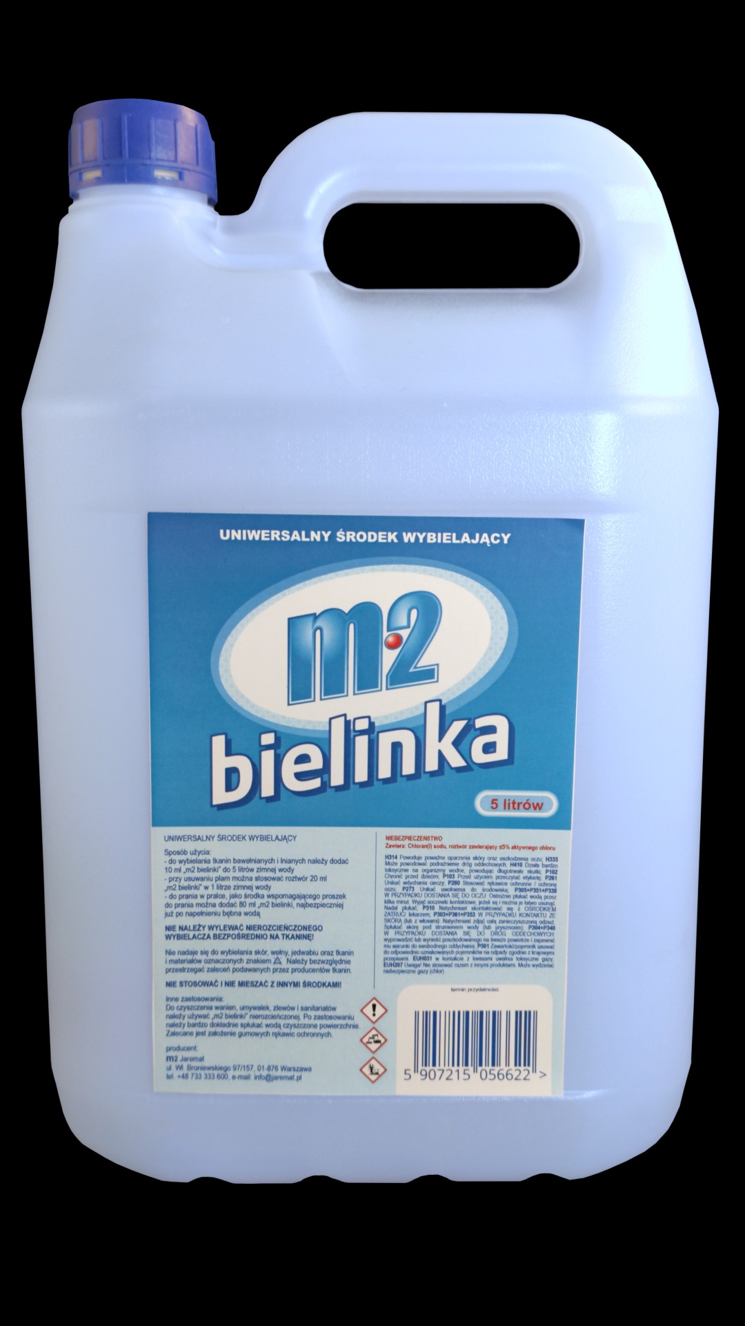 Plastikowy kanister 5-litrowy z uniwersalnym środkiem wybielającym 'm2 bielinka', etykieta z instrukcją użytkowania i ostrzeżeniami.