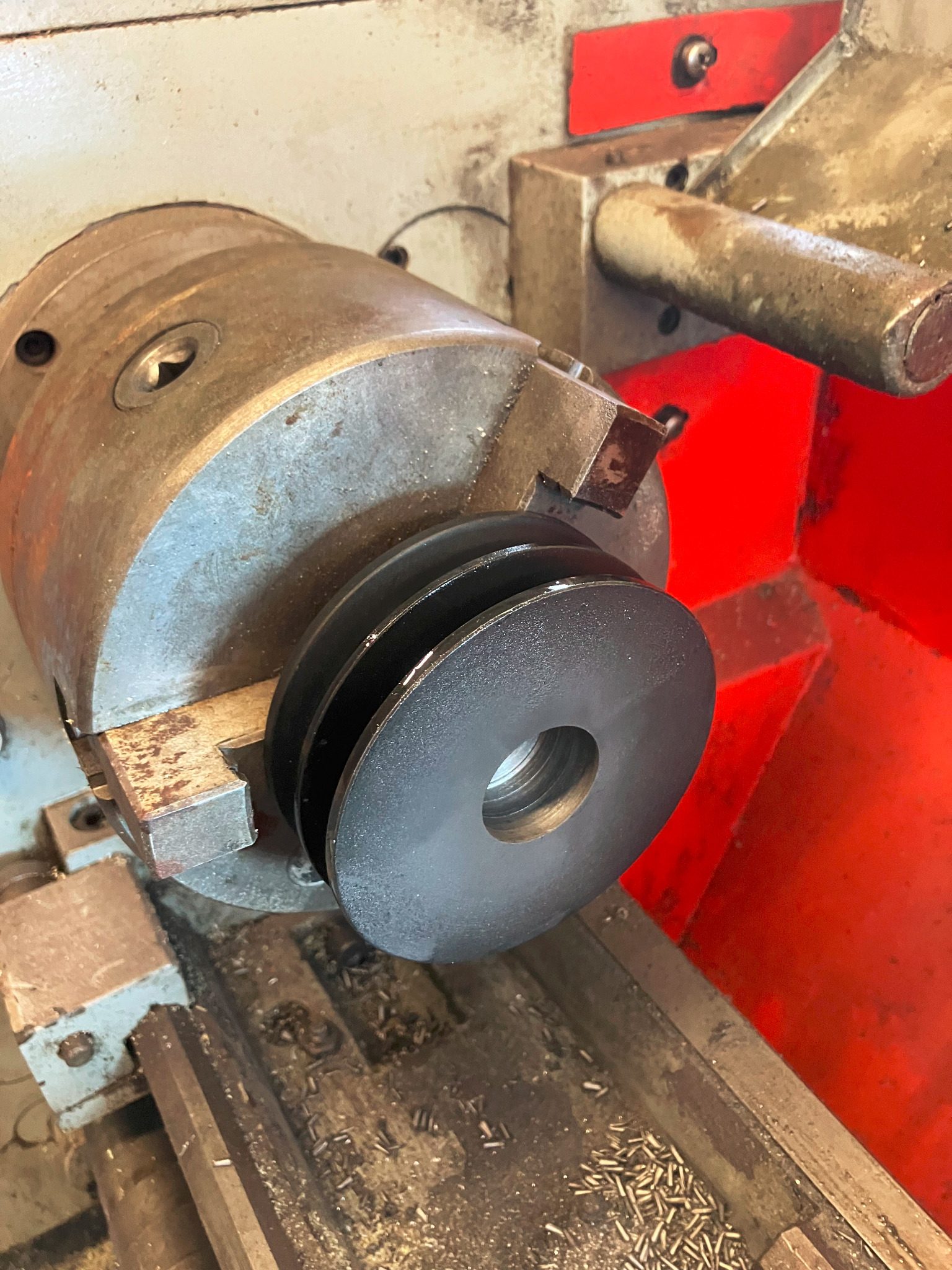 dostosowanie półfabrykatu koła pasowego pod wymagania klienta