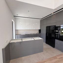 Mirage meble Adam Węgrzyński - Świetne Szafy Przesuwne z Lustrem w Częstochowie