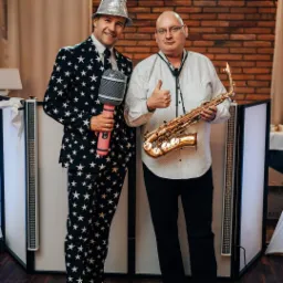 Zespół muzyczny lub DJ i saksofonista ! Zapraszamy do kontaktu i pozdrawiamy.