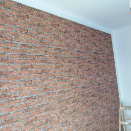 Malowanie i tapetowanie.