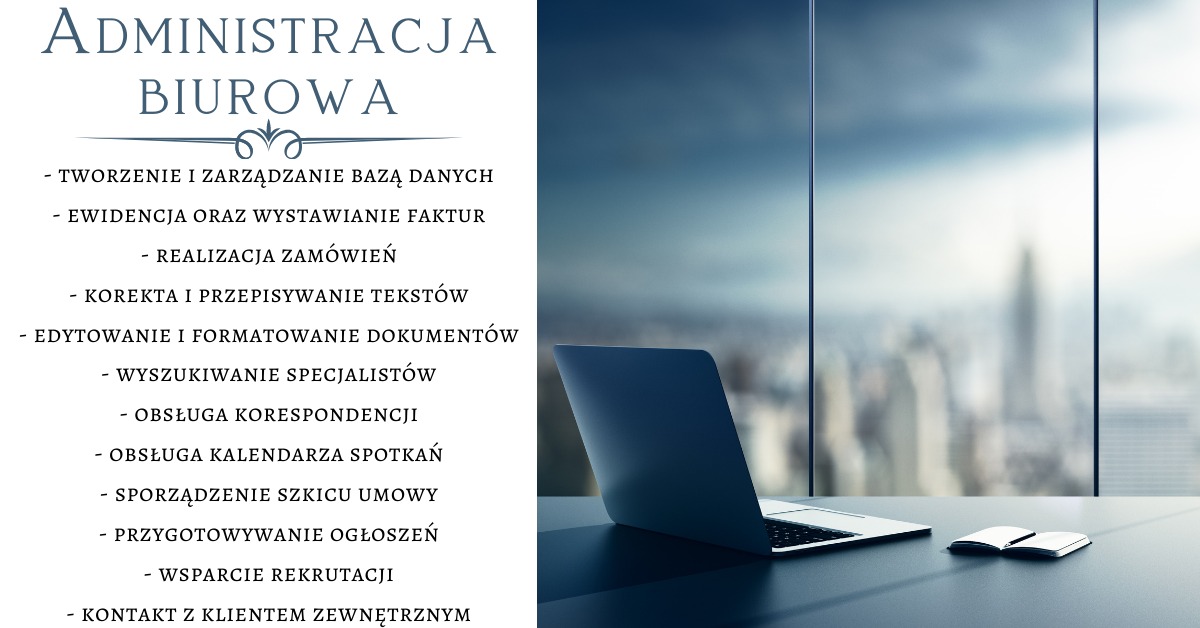 Laptop i notatnik na biurku z widokiem na miasto za oknem, koncepcja pracy biurowej.